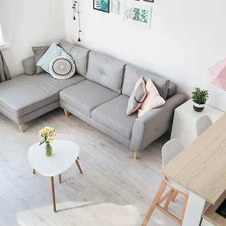 Slowackiego 58 - Old Town Charm Апартаменты *